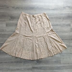 Bali Emerald Design Maxi Skirt Pull On Floral Eyelet Light Olive Size 16/18 Boho